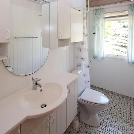 Σπίτι διακοπών In With Kitchen Samsø